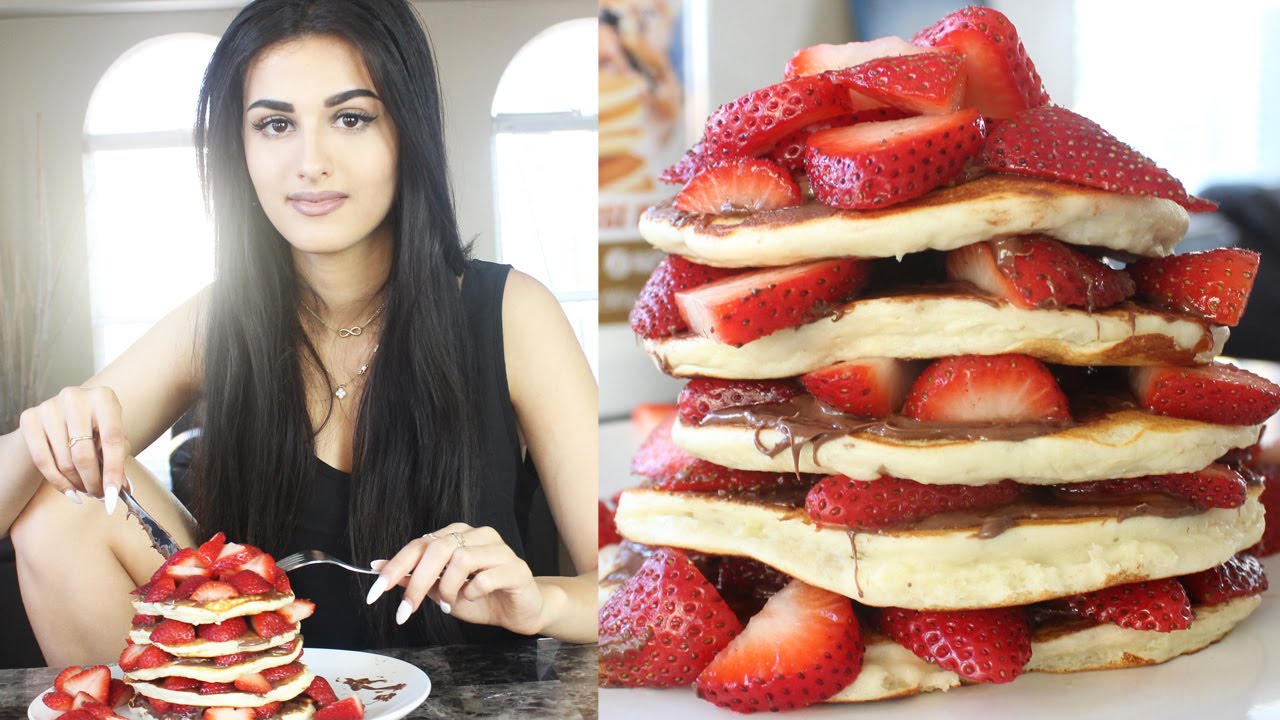 Cooking With Wolf – Nutella Strawberry Protein Pancakes!
