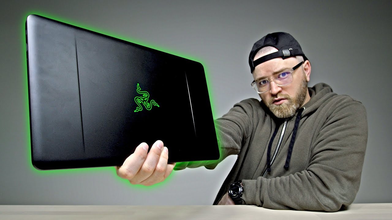 Unboxing The New $1600 Razer Blade Stealth