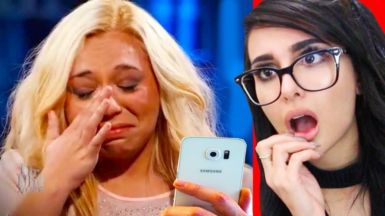 GIRL CAN’T BREATHE WITHOUT WIFI
