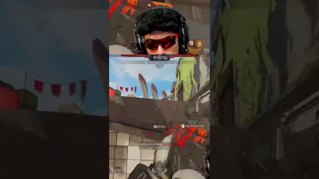 OMG! THAT JUST HAPPENED! 😳 Simple 1v3 … Im just BETTER! #drdisrespect #shorts #apexlegends