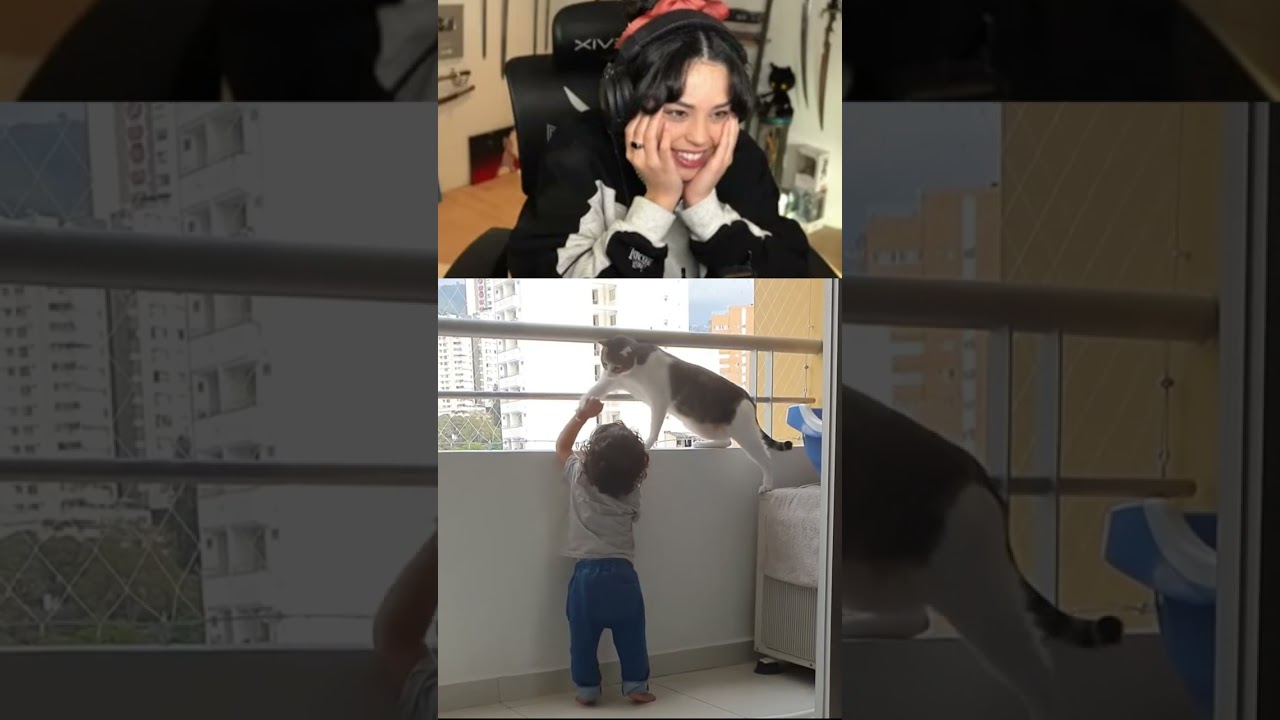 Valkyrae REACTS to Daily Dose of Internet