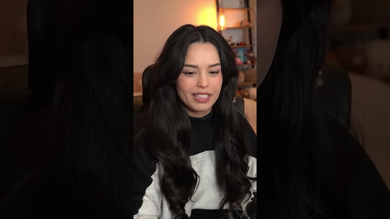 Chat points out something about Valkyrae