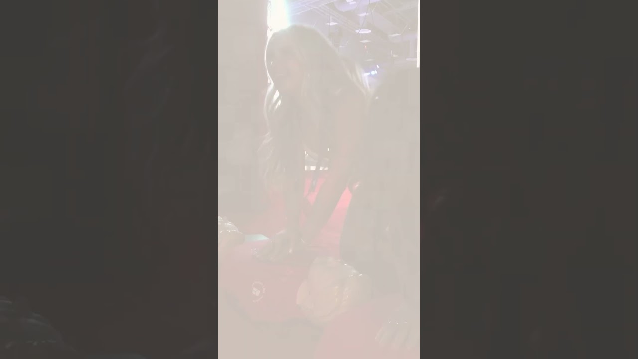 We Learned CPR At TwitchCon