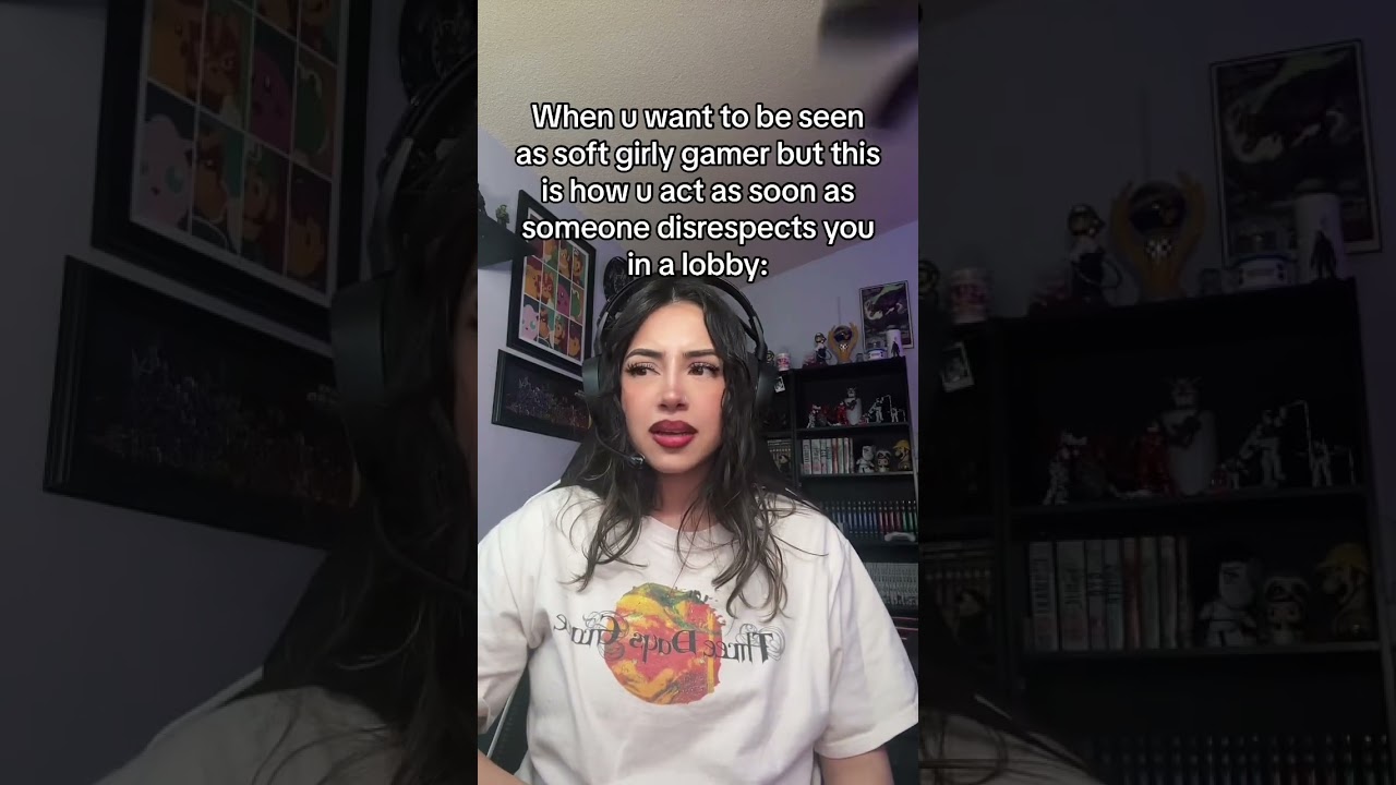 Aggressive Gamer Girls Be Like 😭